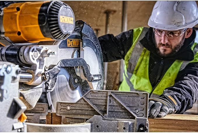 DEWALT Double Bevel Sliding Miter Saw, 12-inch, Compound (DWS780)